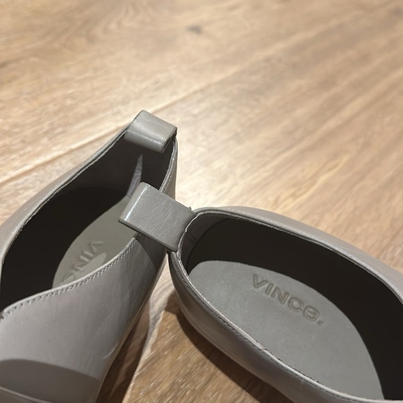 Vince Leather Slip ons - woman 37 - Picture 2 of 3